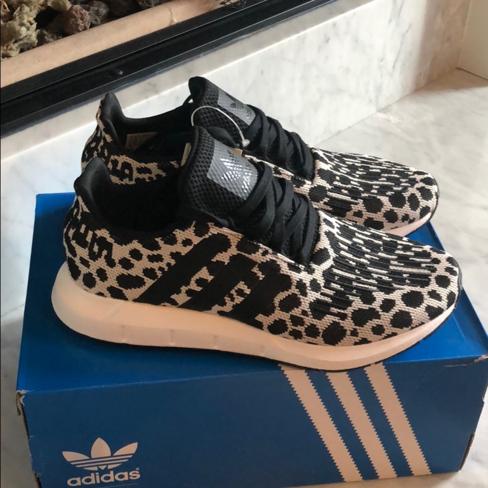 Adidas “Swift” Running Leopard Sneakers
